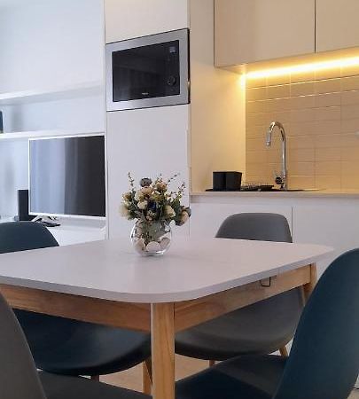 Light Brown Central Apartment Aveiro Ngoại thất bức ảnh