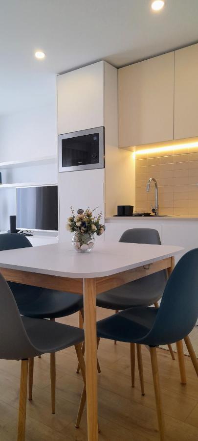 Light Brown Central Apartment Aveiro Ngoại thất bức ảnh